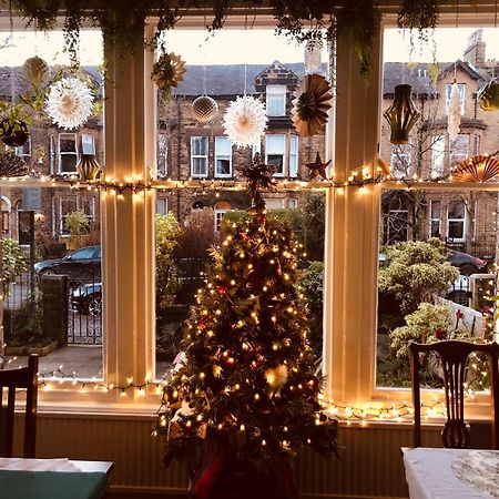 Wynnstay House Harrogate Bagian luar foto