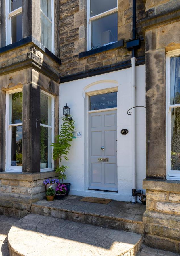 Wynnstay House Harrogate Bagian luar foto