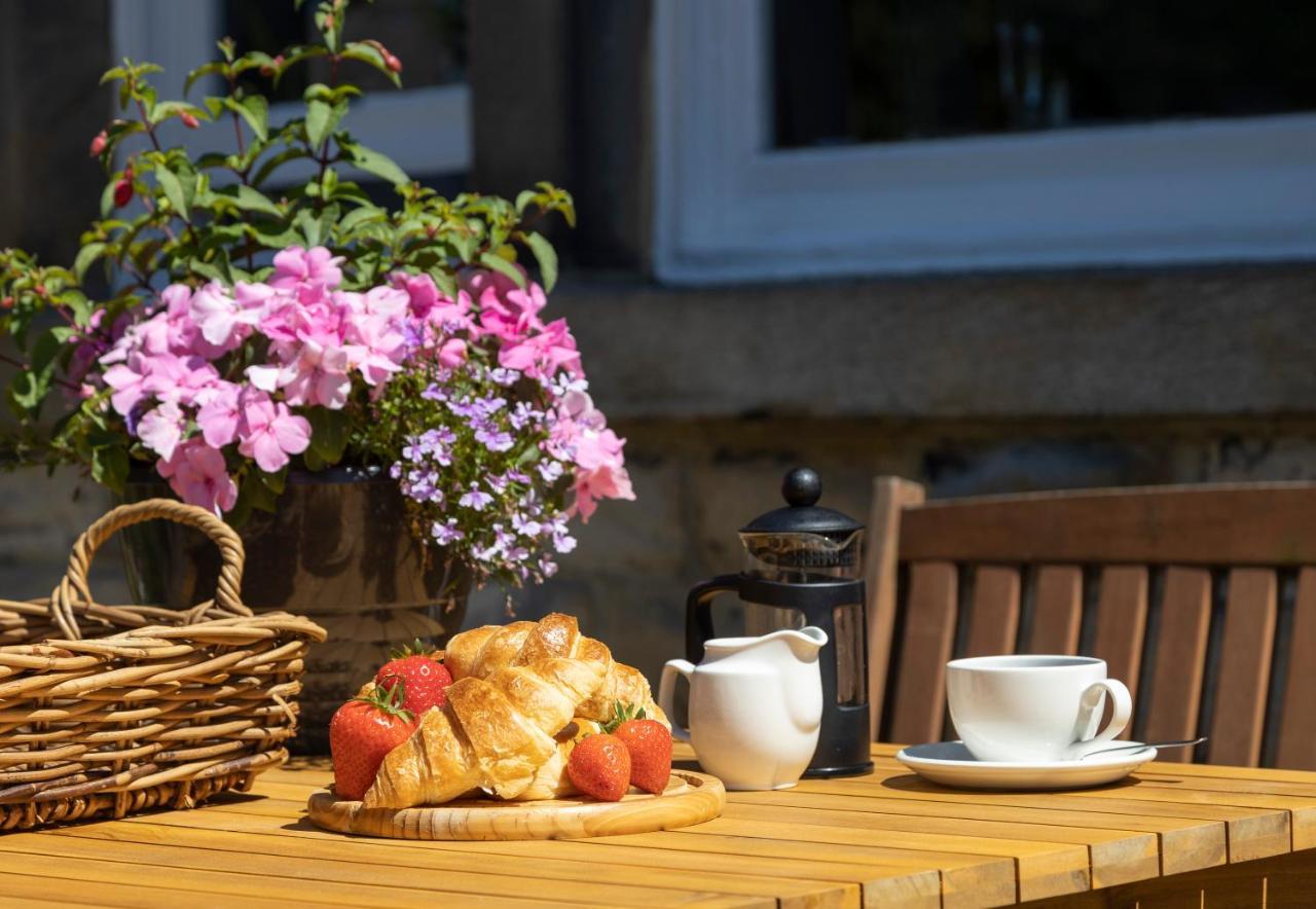 Wynnstay House Harrogate Bagian luar foto