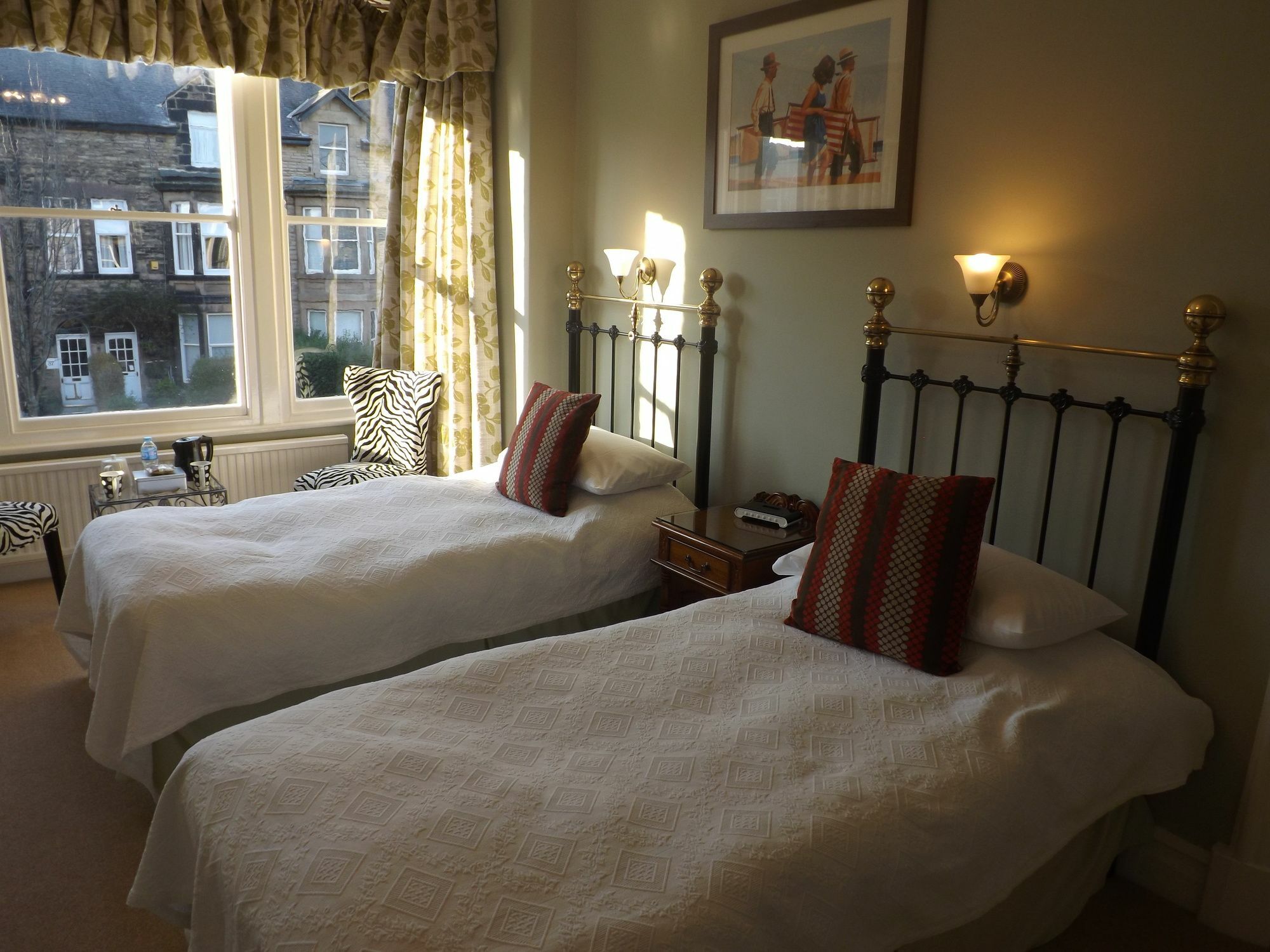Wynnstay House Harrogate Bagian luar foto